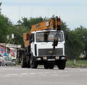 Всі пересування крана відстежується gps-маячком
