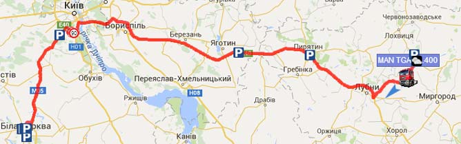 Демонстрація як власник автопарку стежить за водієм