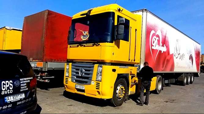 Le suivi GPS permet de suivre tous les paramètres du trajet du tracteur Renault Magnum